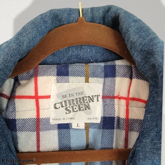 Be in the Current Seen, 80's jean jacket, large - Picture 9 of 10